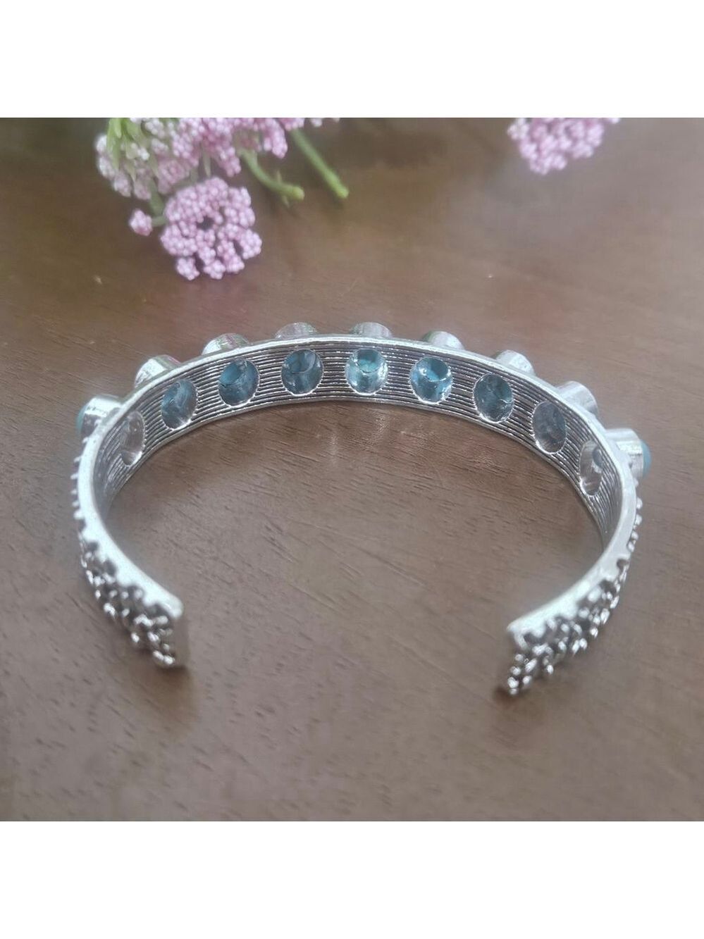 Western Style Boho Fashion Jewelry Women's Bracelet - Picture 3 of 4